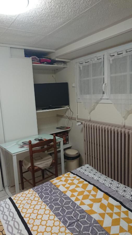 Oldani Apartment Antran Bagian luar foto